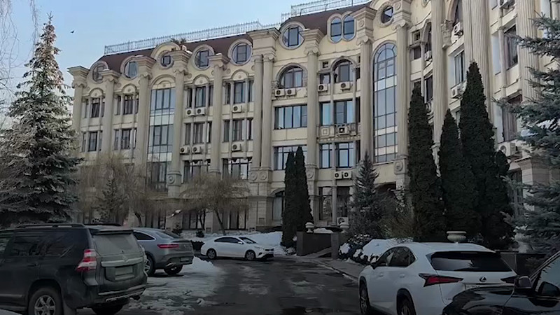 Кадры из видео