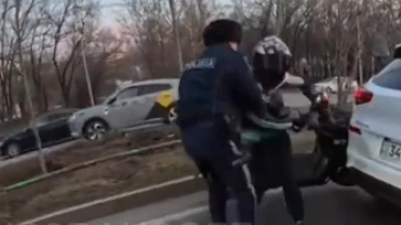 Кадры из видео