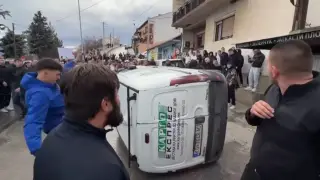 Тысячи демонстрантов вышли на протест после пожара в Северной Македонии