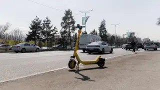 Что запрещено водителям электросамокатов, мопедов и велосипедов в 2025 году