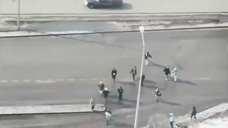 Кадры из видео