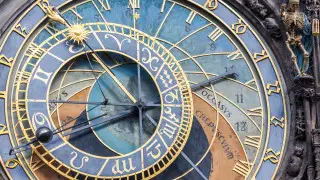 Гороскоп на сегодня: кто окажется в водовороте событий, а кому звезды сулят успех