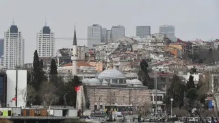 Стамбул в блокаде: власти запретили протесты после задержания мэра