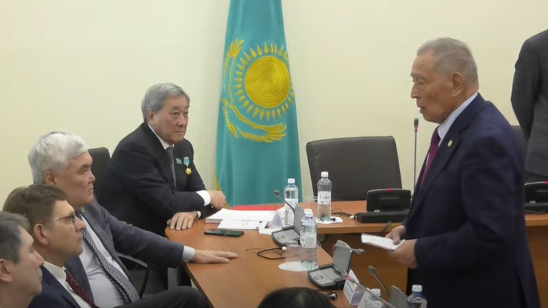 Кадры из видео