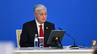 Токаев поздравил лидеров и народы стран с Наурызом