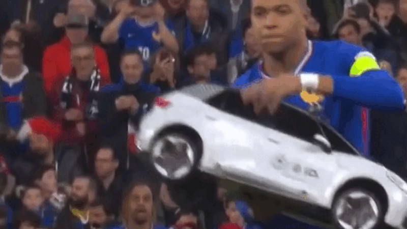 Кадры из видео