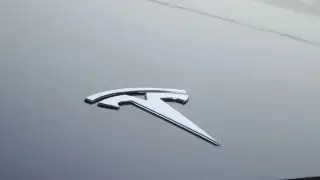 ФБР сформировало спецгруппу для защиты Tesla из-за атак