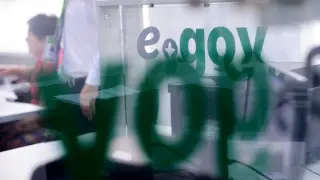 Сбой спровоцировал очереди в ЦОНах Казахстана: видео