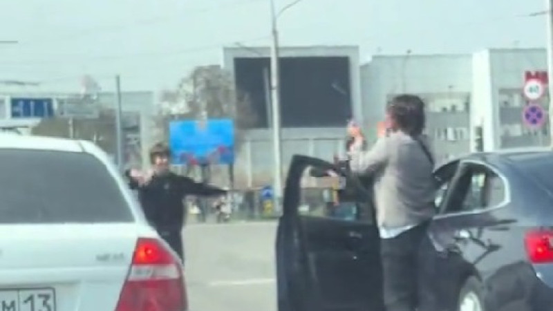 Кадры из видео