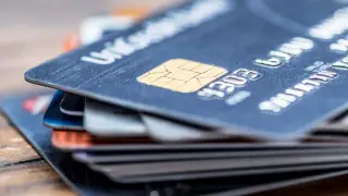 Ограничение на выпуск банковских карт введут в Казахстане