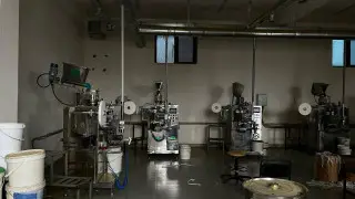 Ядовитые примеси и тонны табака: подпольный завод обнаружили в Казахстане