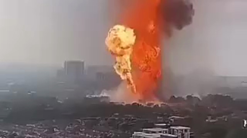 Кадры из видео