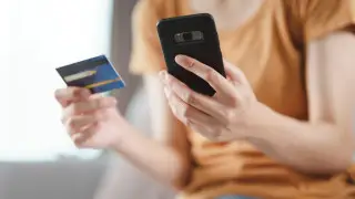 Депутат предложил списать кредиты некоторым казахстанцам