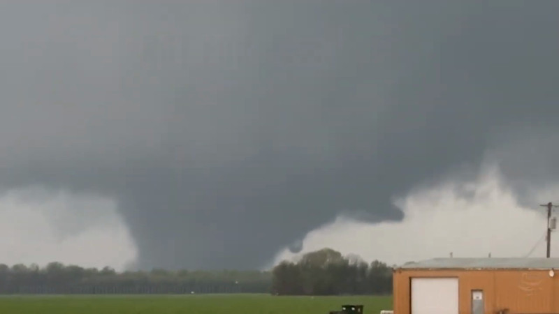 Кадры из видео