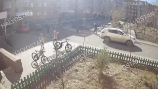 Двухлетняя девочка погибла под колесами авто в Косшы