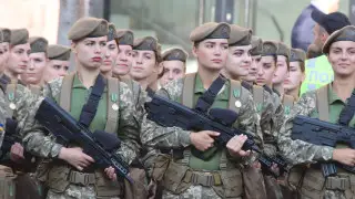 От Африки до Кореи: как служат женщины в разных странах мира