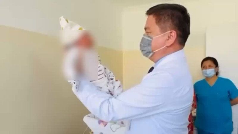 Кадры из видео