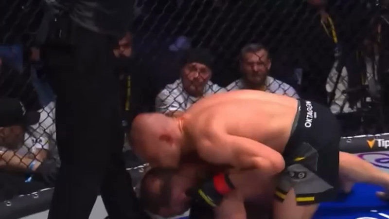 Кадры из видео