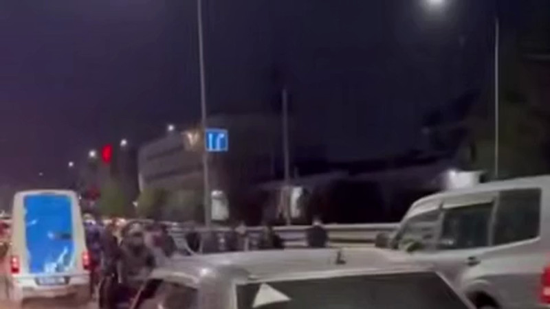 Кадры из видео