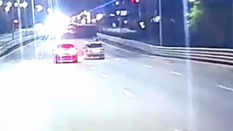 Кадры из видео