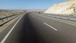 Токаев сделал поручение по дорогам на запад Казахстана