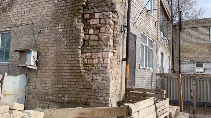 Кадры из видео