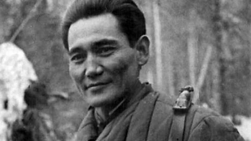 Бауыржан Момышулы. Фото:gov.kz