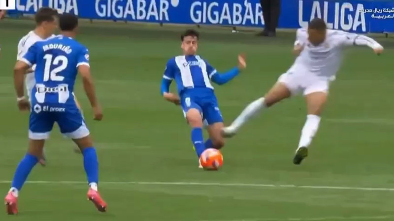 Кадры из видео