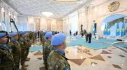 Токаев наградил казахстанских миротворцев