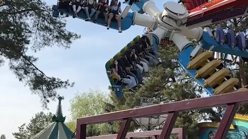 Кадры из видео