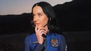 Кэти Перри в космосе: кто полетит с ней и почему это историческое событие