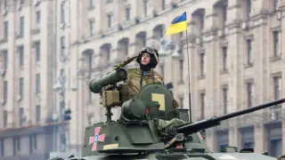 Зеленский позвал лидеров Европы в Киев на 9 мая в противовес параду в Москве