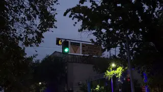 Опасный отсчет: кто виноват в ДТП в случае ошибки таймера на светофоре