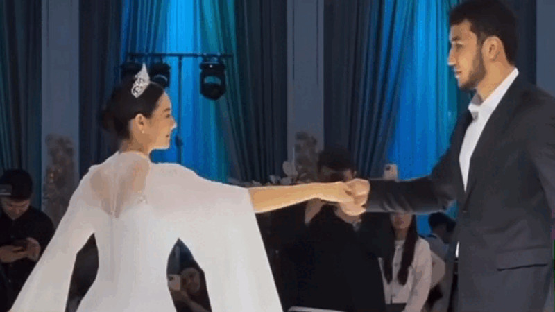 Кадры из видео