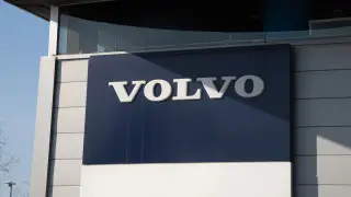 Volvo сокращает сотни сотрудников из-за кризиса в автопроме