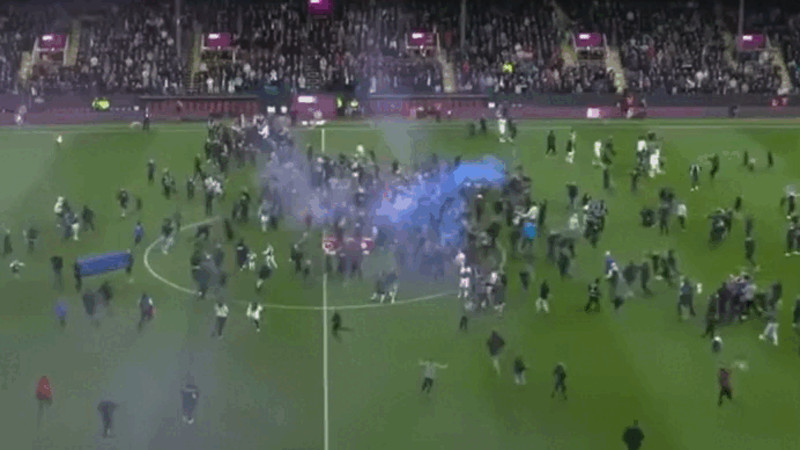 Кадры из видео