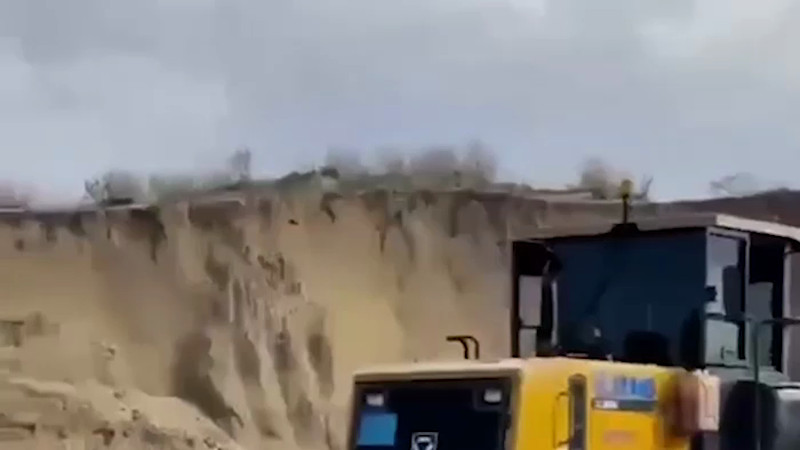 Кадры из видео