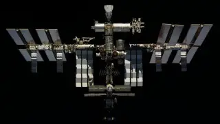 Орбиту МКС изменили из-за угрозы столкновения с космическим мусором