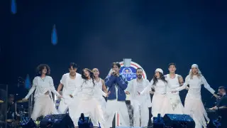 Зрители в роли режиссеров. Как прошел первый интерактивный концерт в Алматы