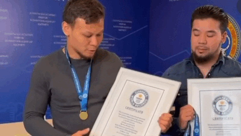 Кадры из видео