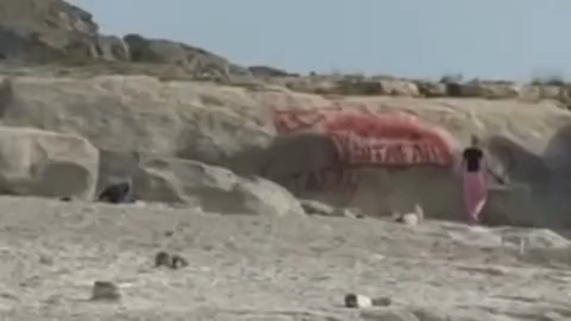 Кадры из видео