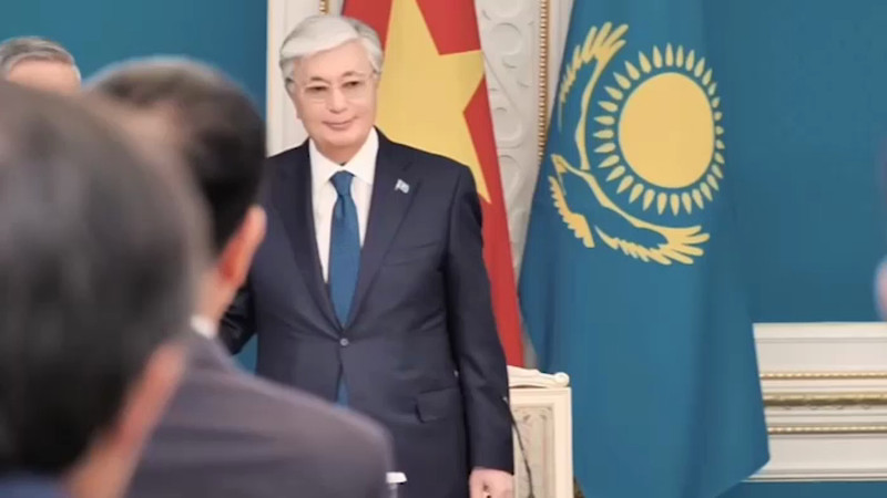 Кадры из видео