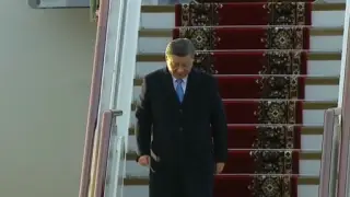 Си Цзиньпин прилетел с визитом в Россию на парад Победы