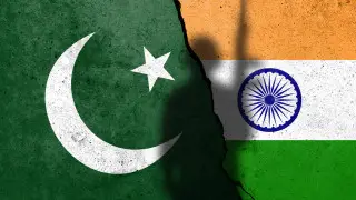 Не нажмут ли на “красную кнопку“? Чем может обернуться конфликт Индии и Пакистана