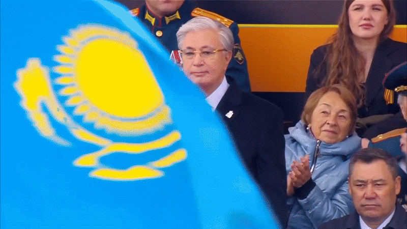 Кадры из видео