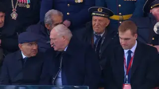 Пашинян и Лукашенко оказались рядом на параде в Москве