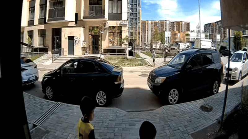 Кадры из видео