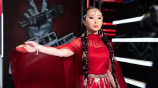 От караоке дома - до большой сцены: казахстанка покоряет “Голос Азербайджана“