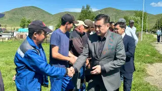 Обвал грунта в ВКО. Аким пообещал поддержку семьям погибших