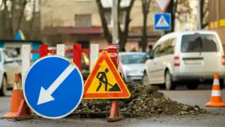 Одну из улиц, ведущих к аэропорту Алматы, закроют на ремонт